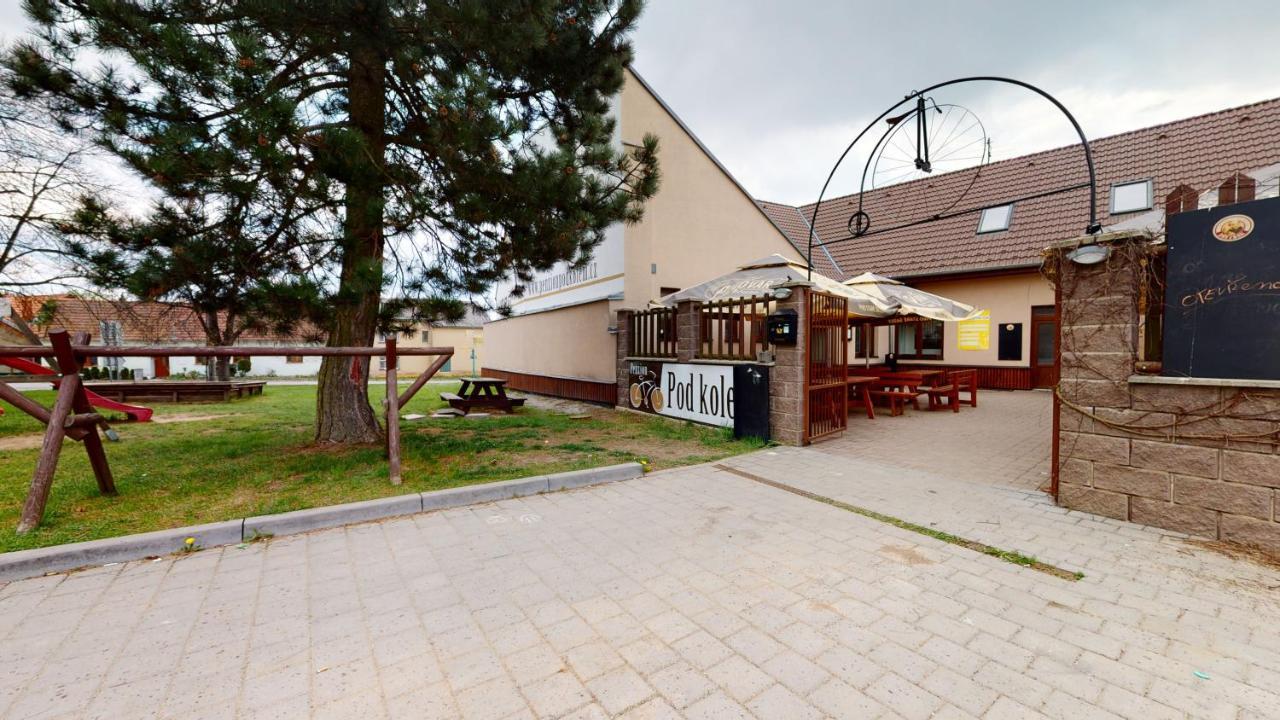Penzion Pod Kolem Sosuvka Екстериор снимка